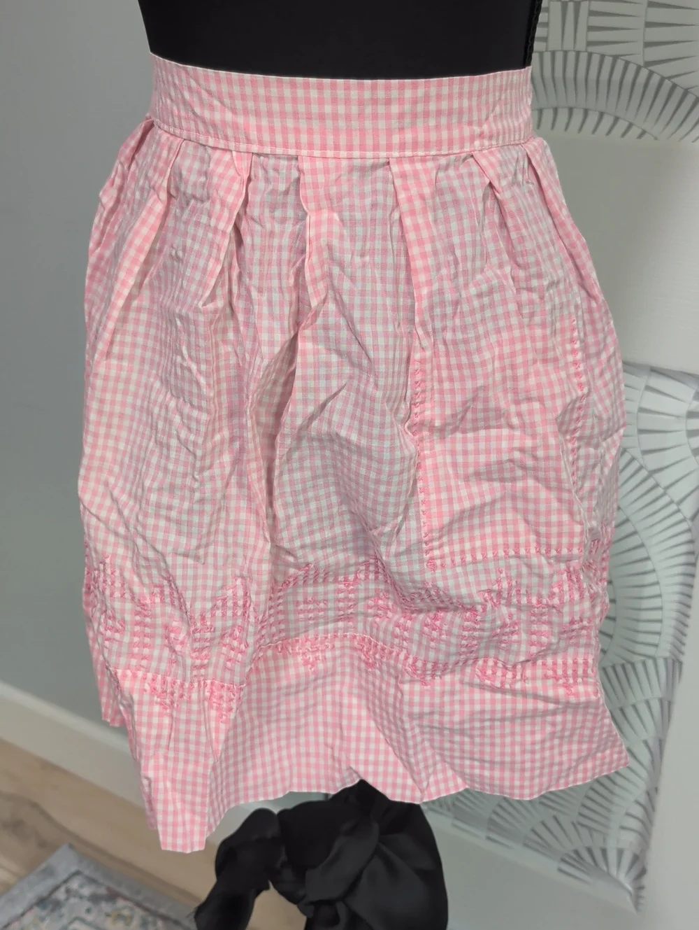 Vintage Pink Gingham Pleated Women’s Apron